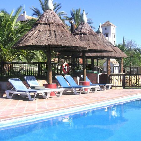 Rural Cottage, With Pool & Optional Private 6 Guests Jacuzzi Tolox Ngoại thất bức ảnh