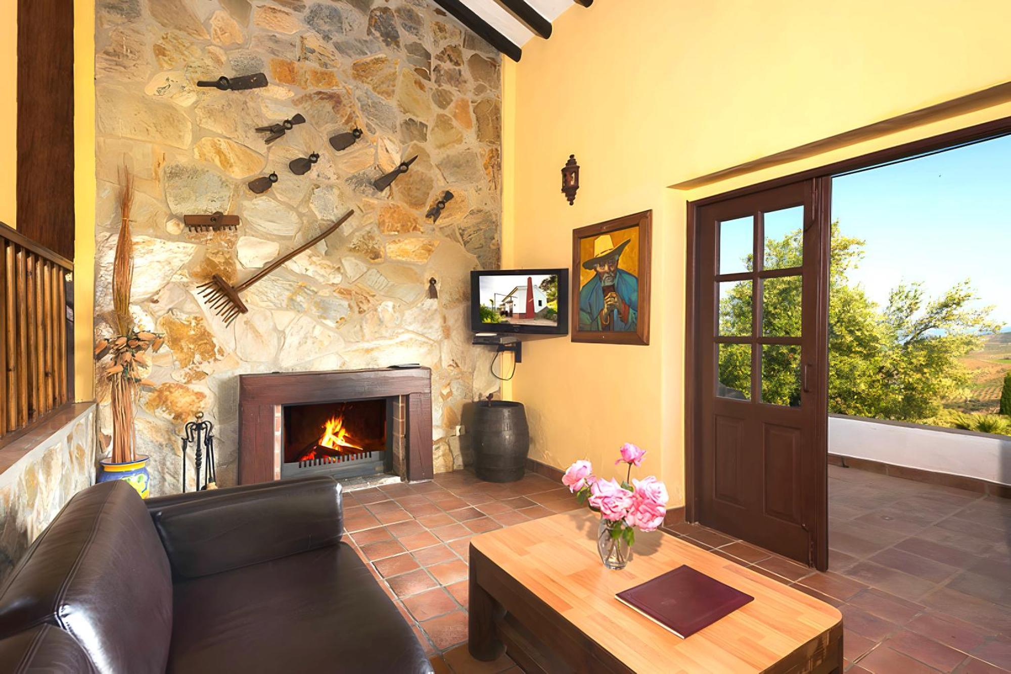 Rural Cottage, With Pool & Optional Private 6 Guests Jacuzzi Tolox Ngoại thất bức ảnh