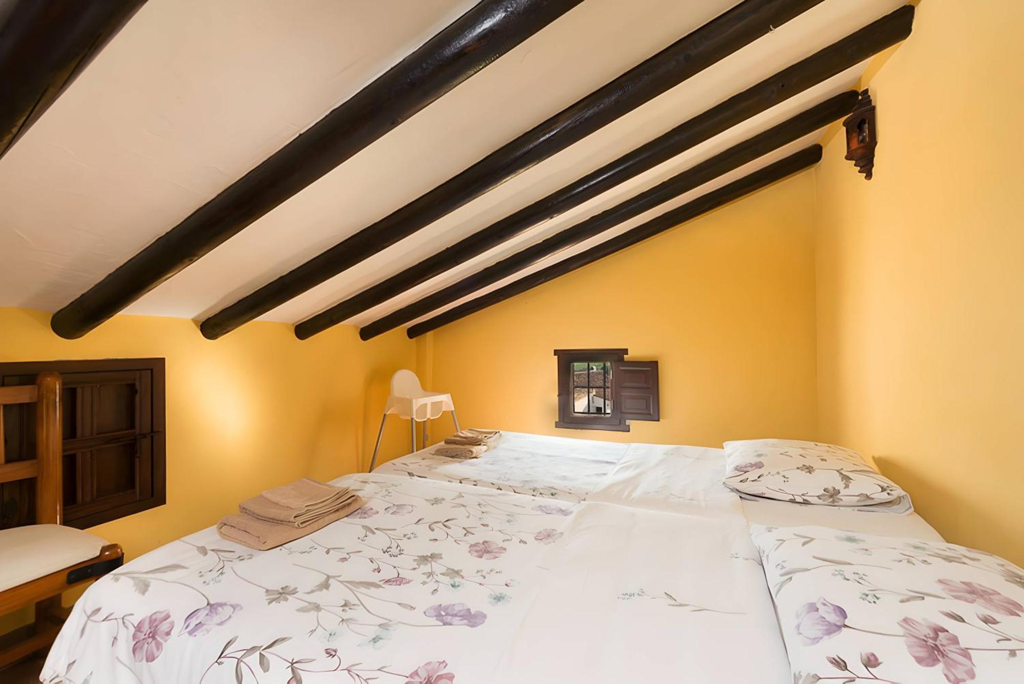 Rural Cottage, With Pool & Optional Private 6 Guests Jacuzzi Tolox Ngoại thất bức ảnh
