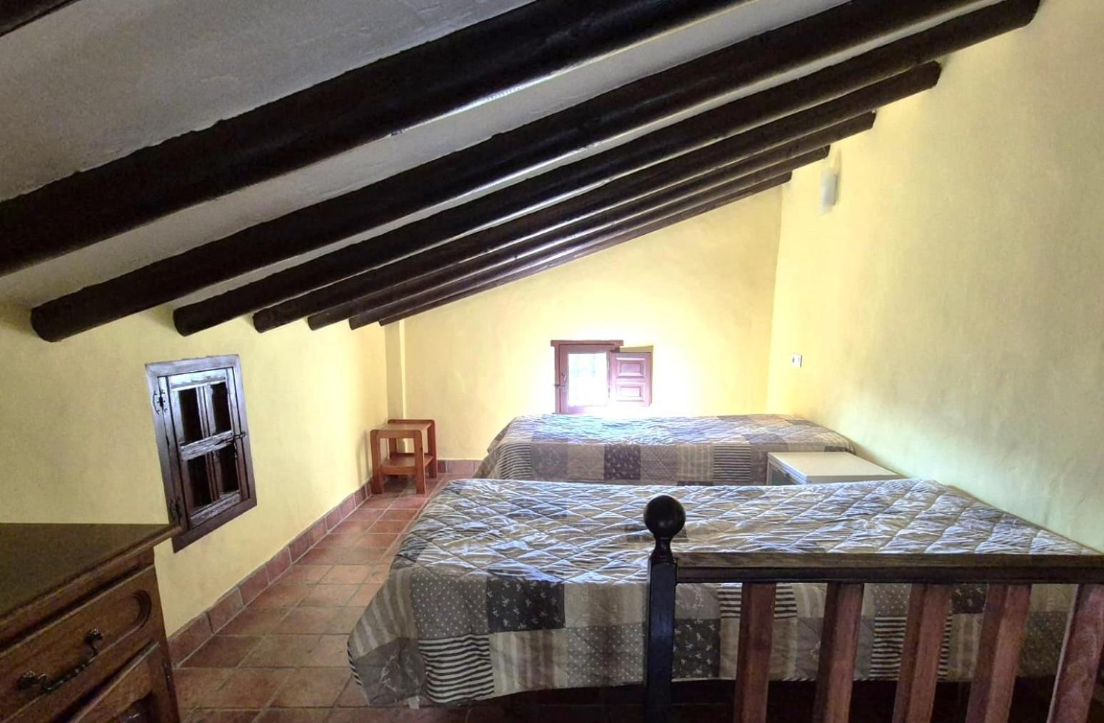 Rural Cottage, With Pool & Optional Private 6 Guests Jacuzzi Tolox Ngoại thất bức ảnh